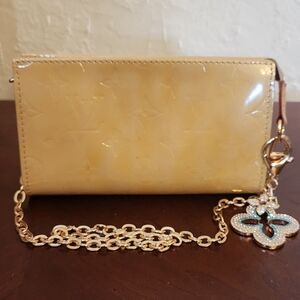 Louis Vuitton Monogram Vernis Pochette Bag